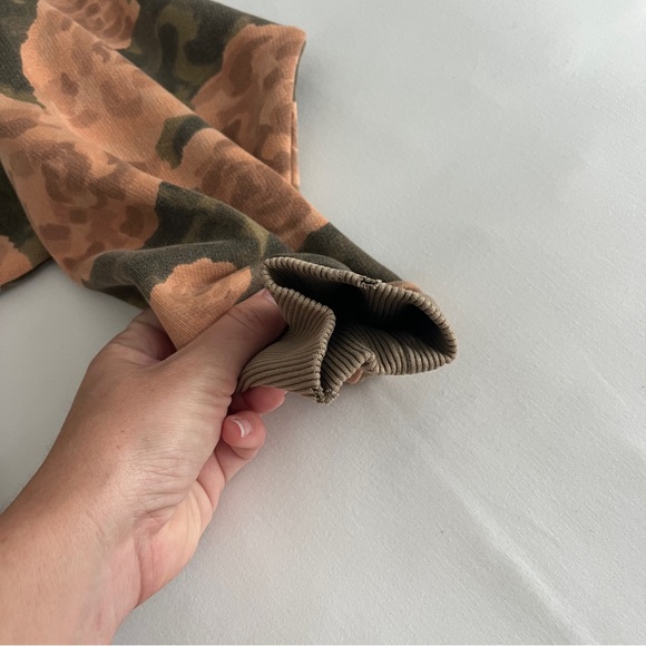 Free People Its A Vibe Printed Hoodie Sz M Floral Distressed Oversized Boho - Picture 9 of 14